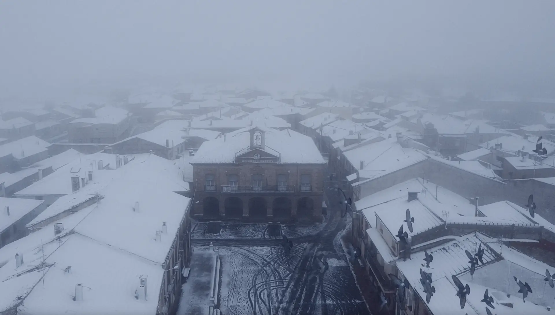 Un manto blanco cubre Lastras de Cuéllar