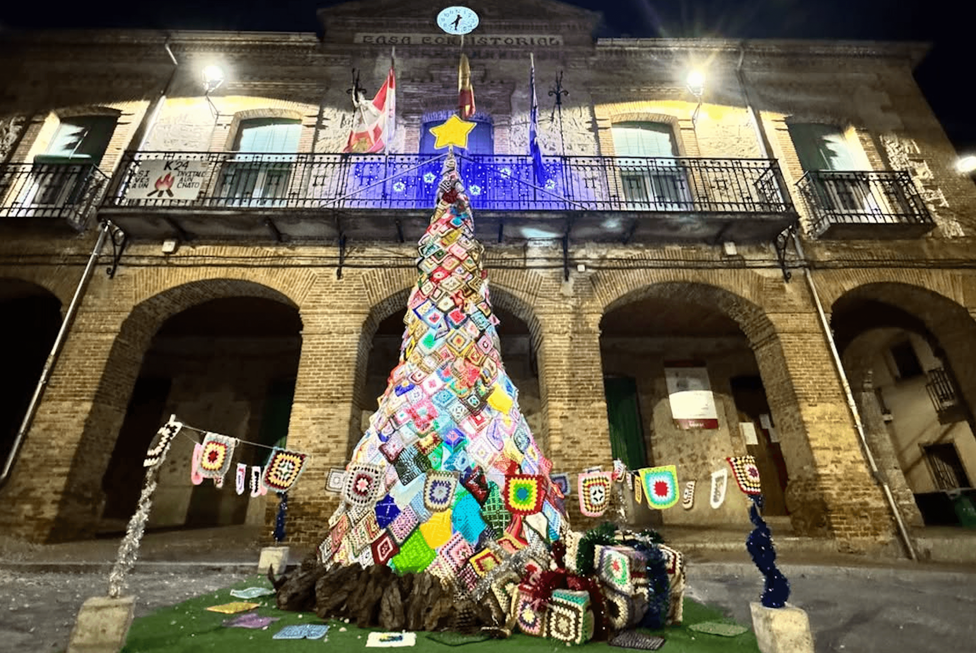 arbol navidad lastras de cuellar 2024